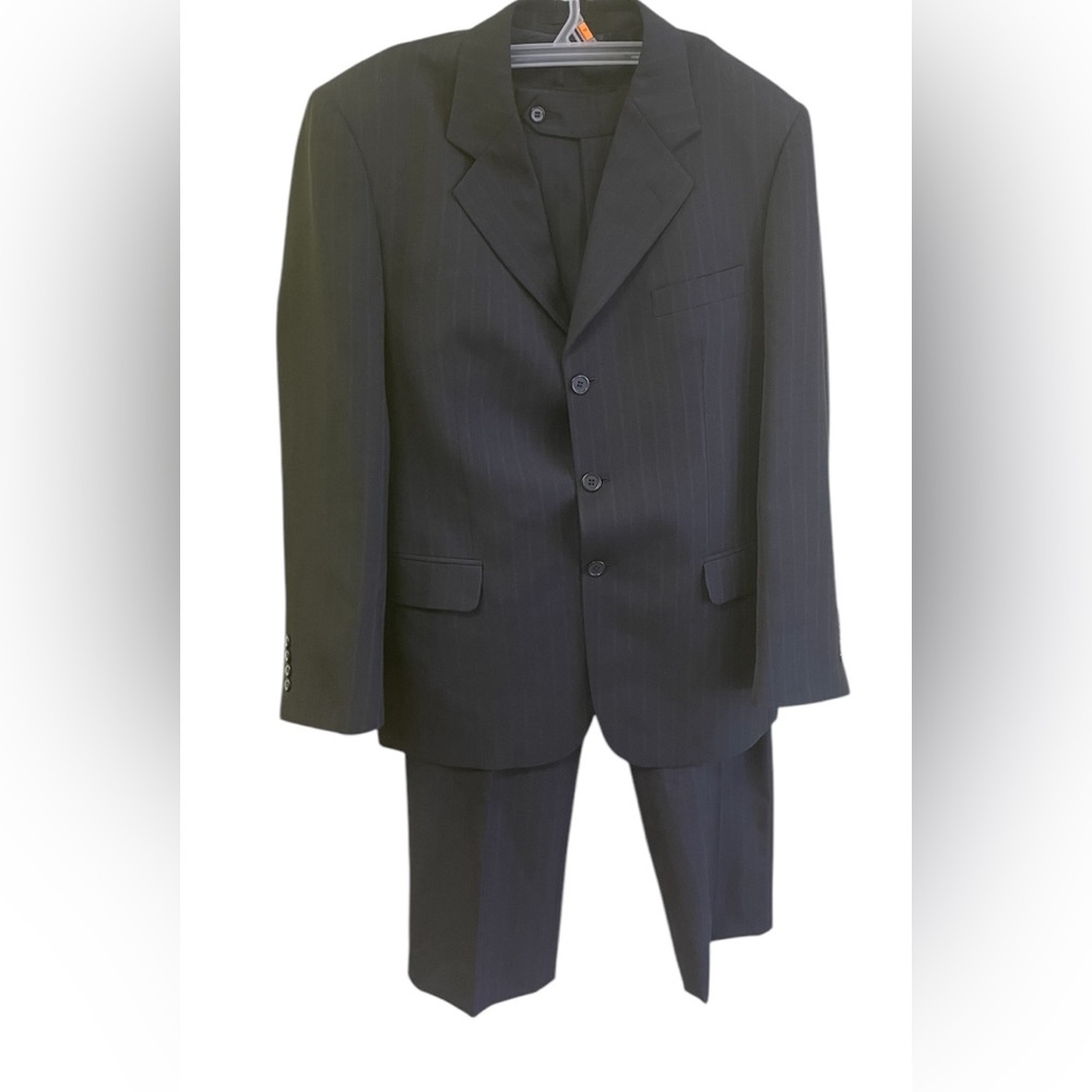 Classic Men's Dark Business Suit, 3-Button Jacket with Trousers Large